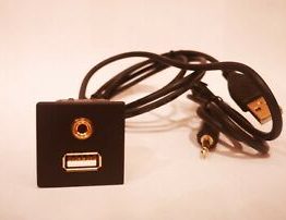 Genuine OEM VW Transporter T5 (03-09) Dash Blank modified with USB and AUX ports_608242016f486.jpeg Genuine OEM VW Transporter T5 (03-09) Dash Blank modified with USB and AUX ports_608242016f486.jpeg